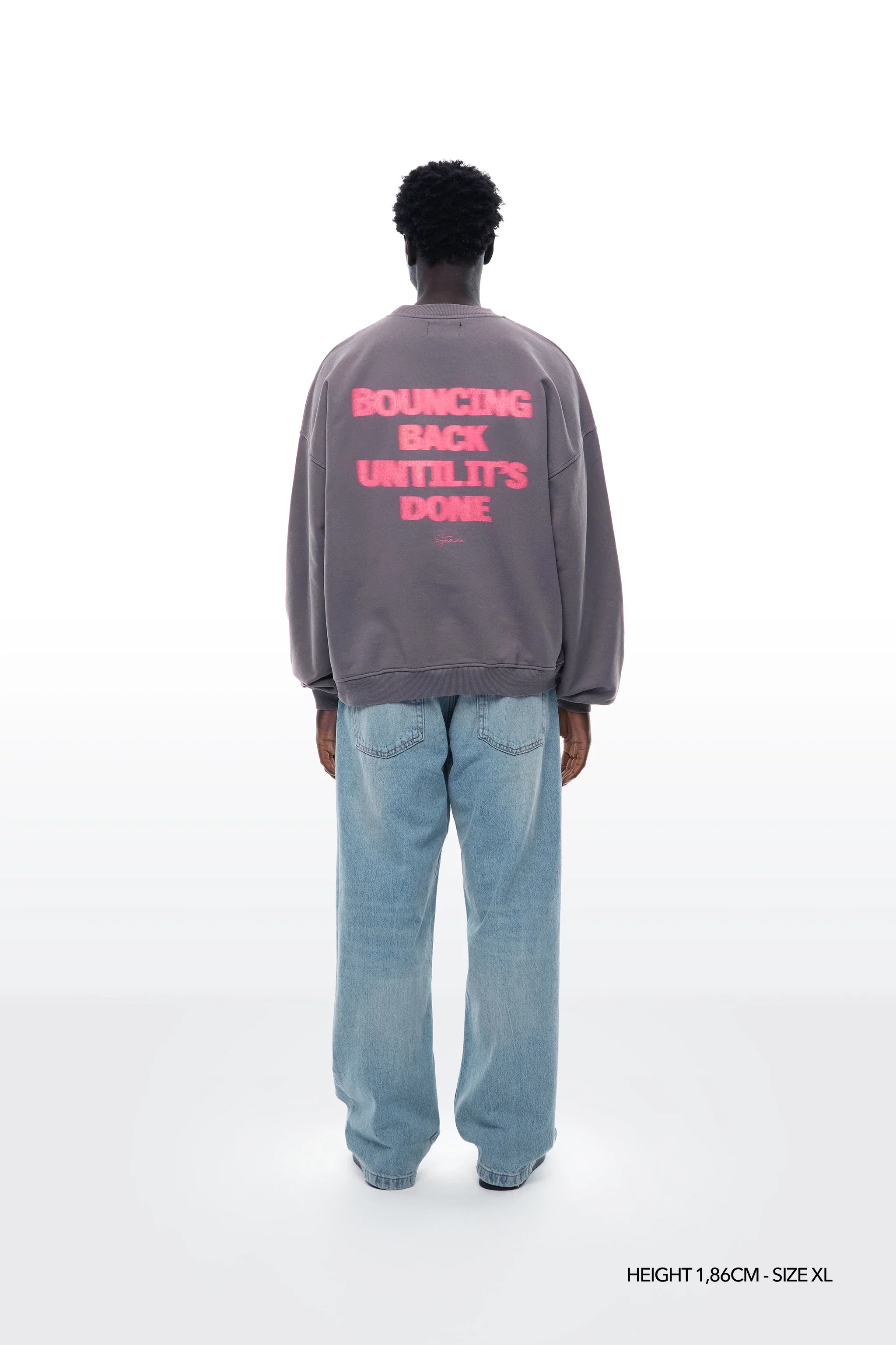 AREA "STAMINA" CREWNECK - Image 9