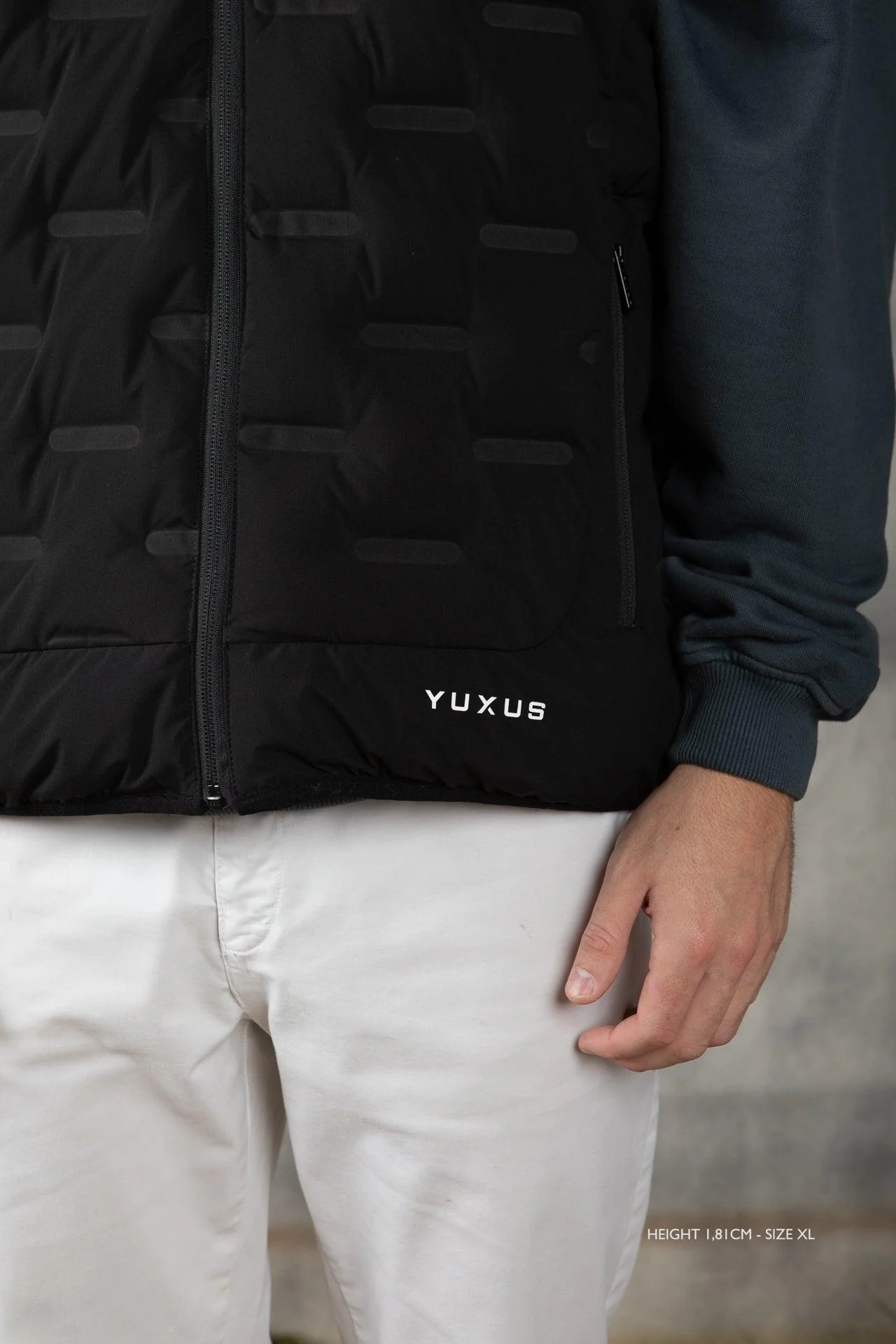 DARK "CLUB" VEST - Image 3