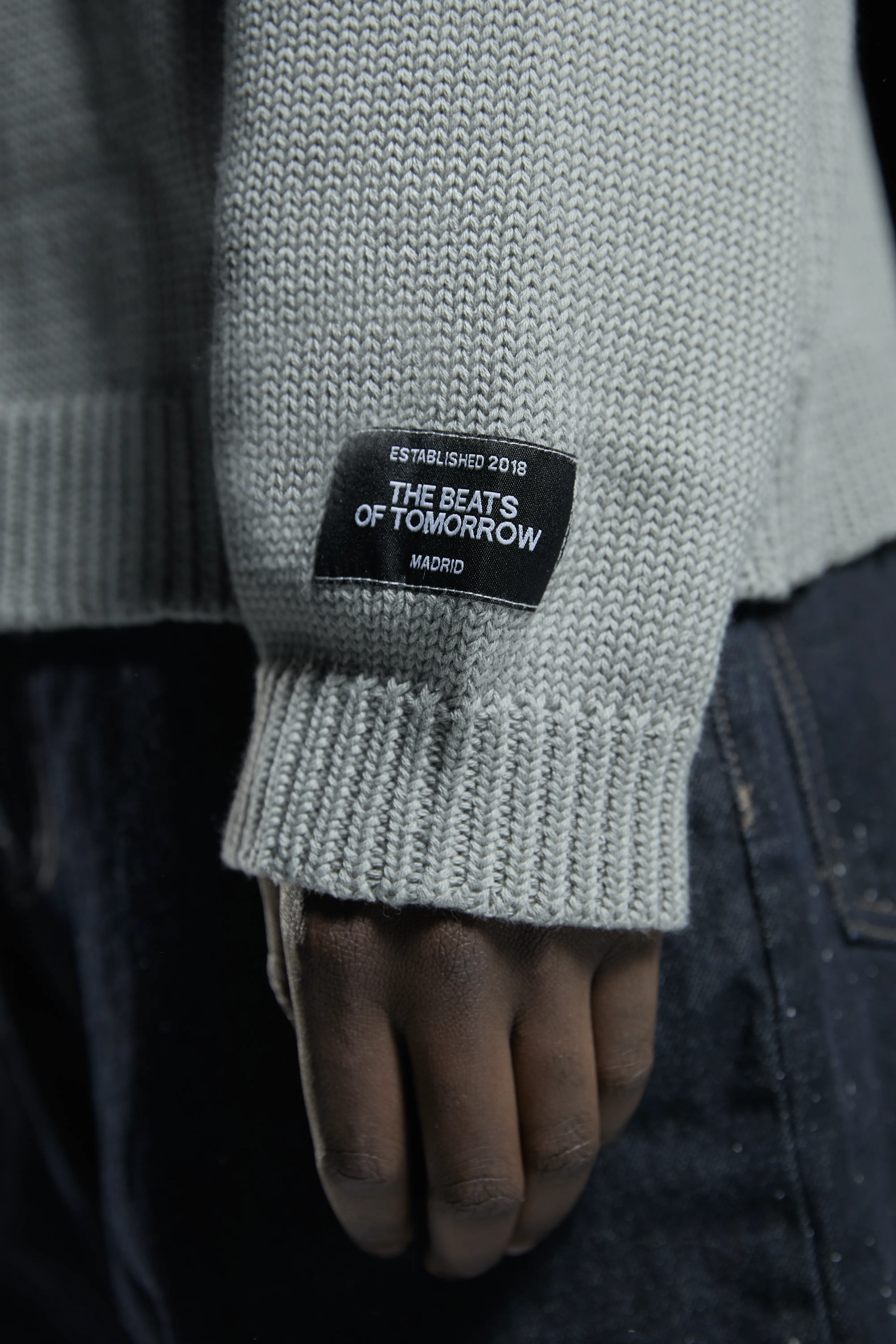 GLINT "ATLAS" KNITTED HALF ZIP - Image 10