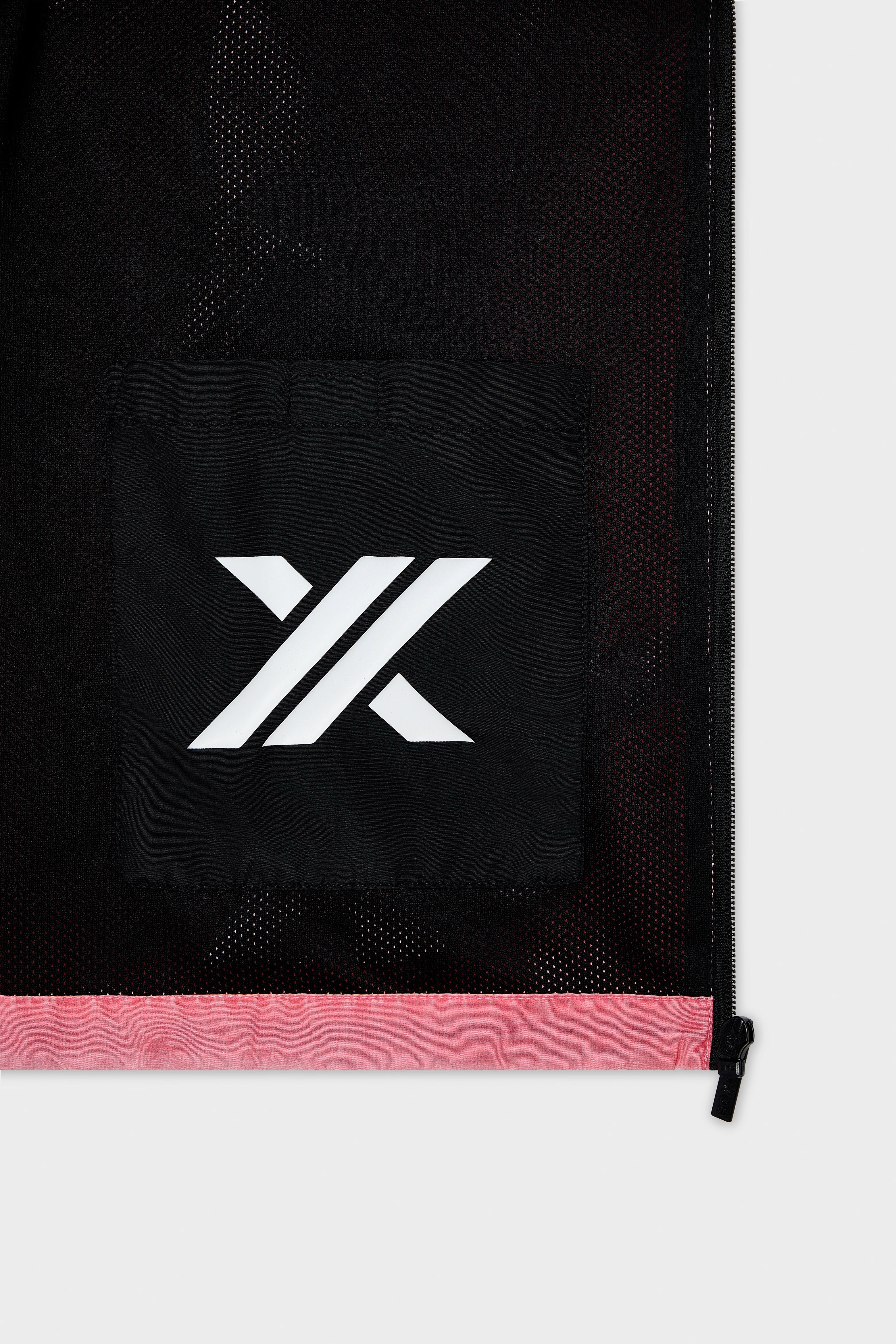 LOTUS "THREADS" WINDBREAKER - Image 9