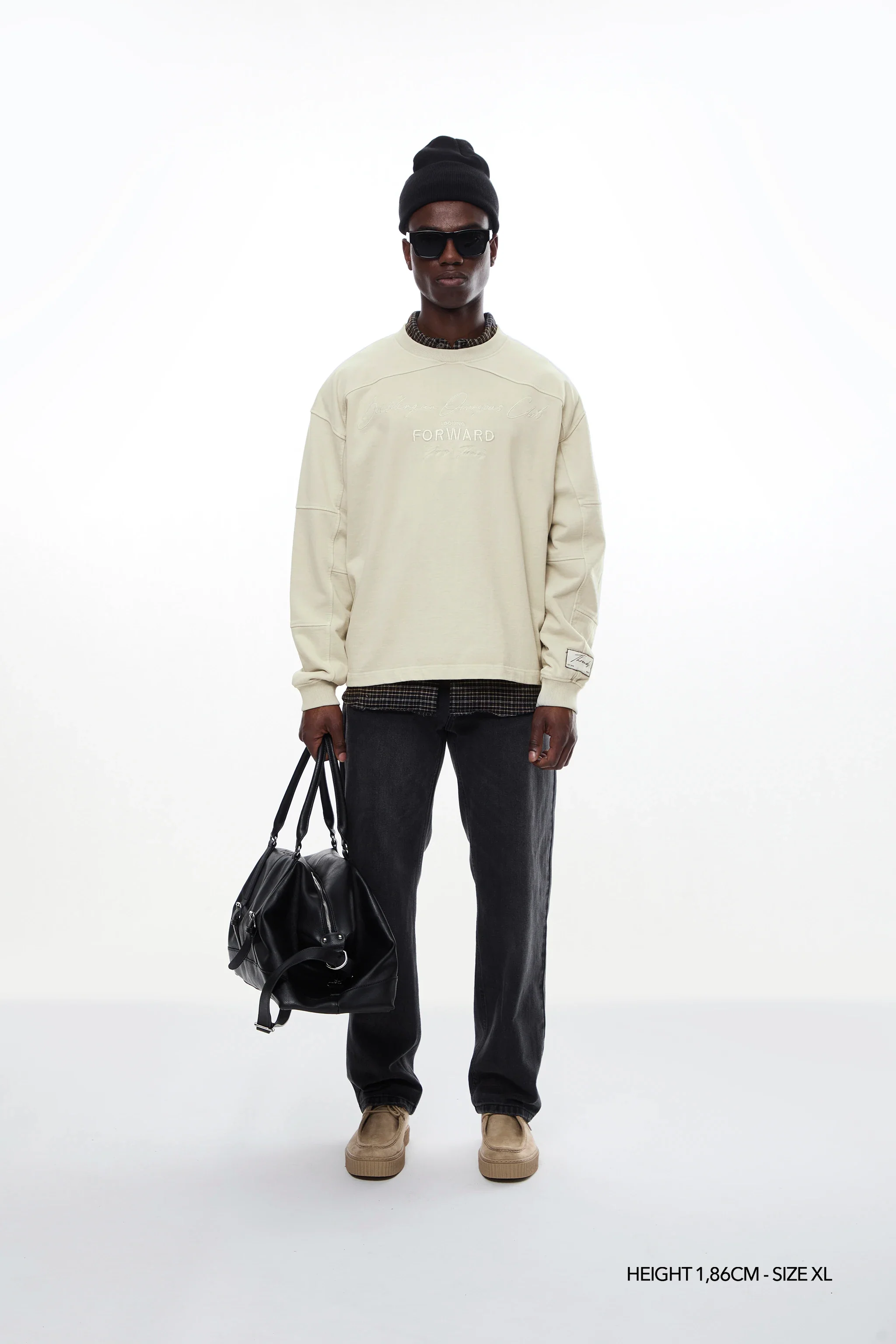 SAND "THREADS" CREWNECK - Image 6